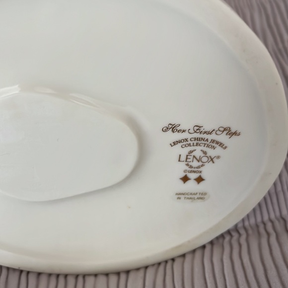 Her First Steps Lenox - Picture 2 of 2